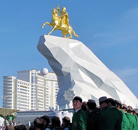 turkmenistan statue