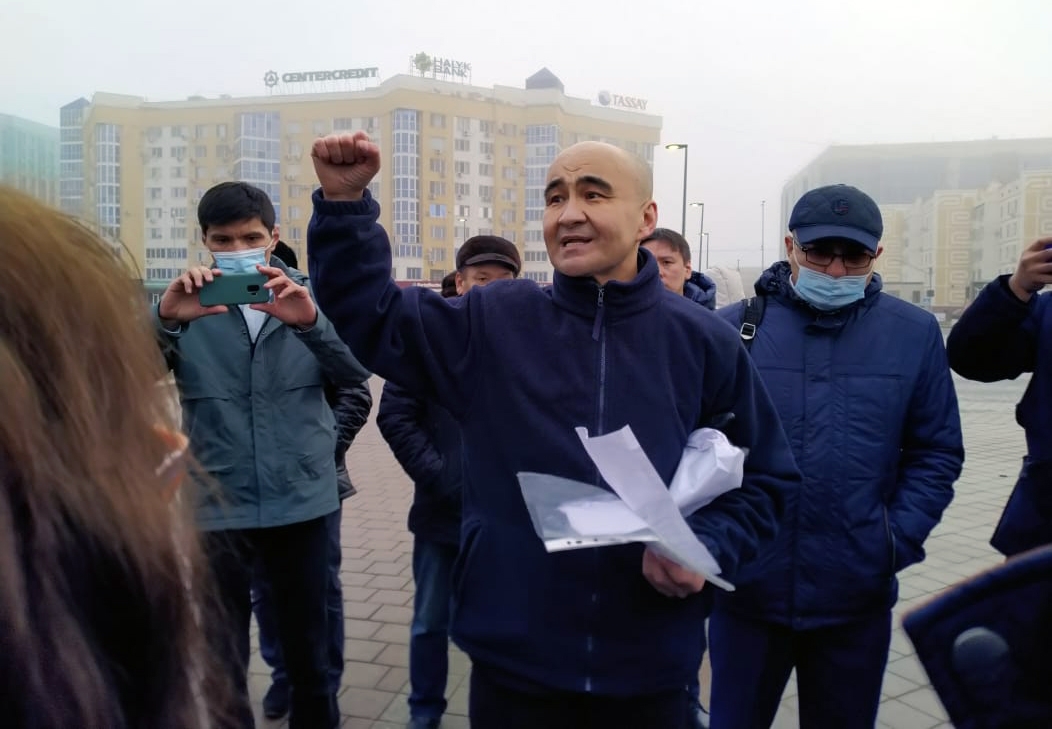 Fugitive kleptocrat supports protest in Kazakhstan