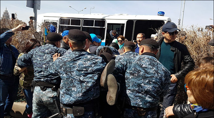 Kazakhstan: Police crack down on anti-government rallies