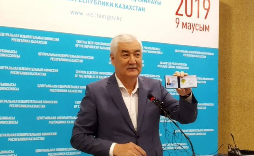 Kosanov with his registration card Facebook