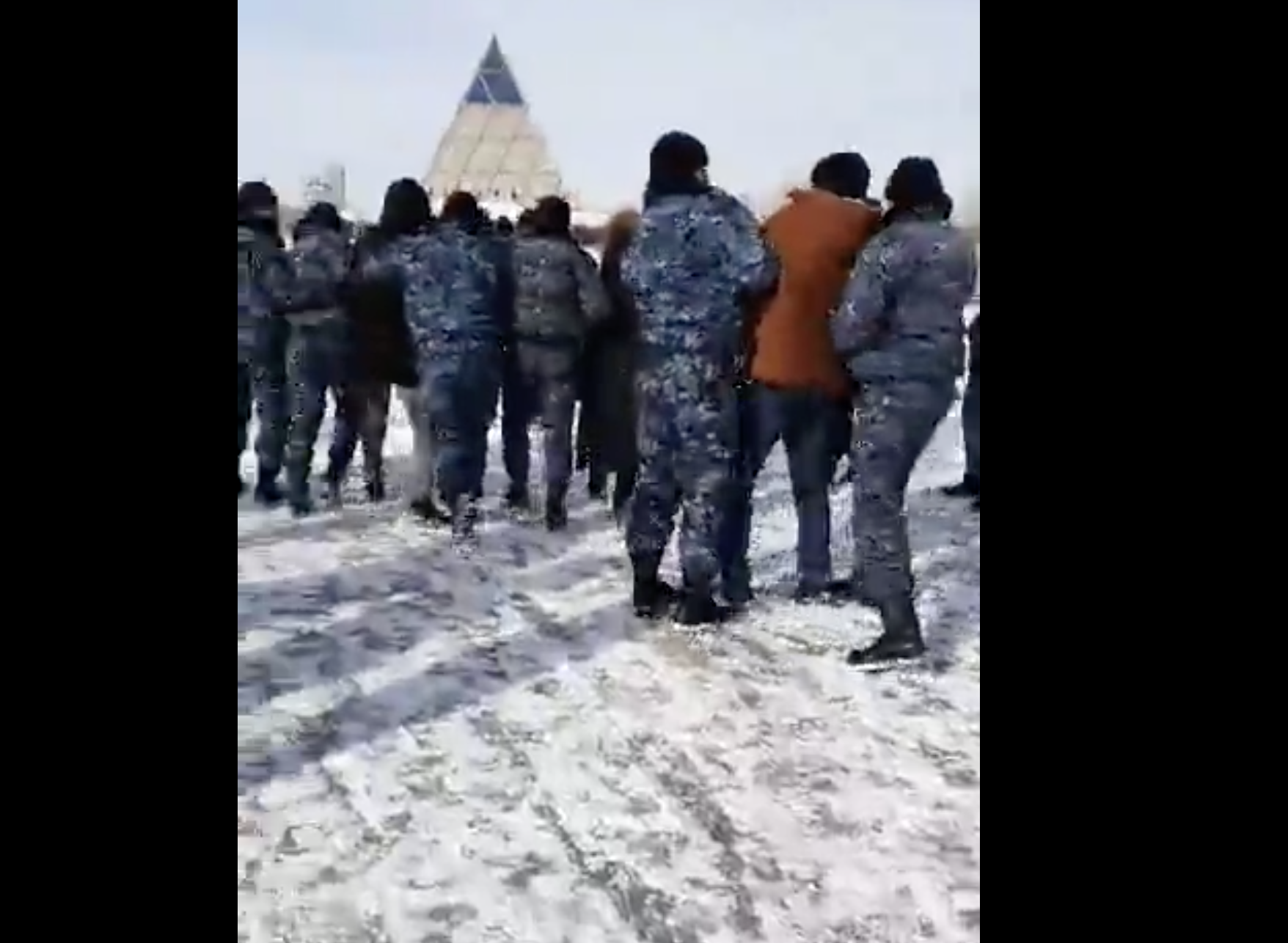 Kazakhstan: Nazarbayev hikes benefits as demonstrators are detained