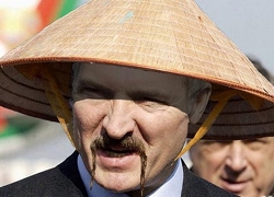 China buys Lukashenka from Putin